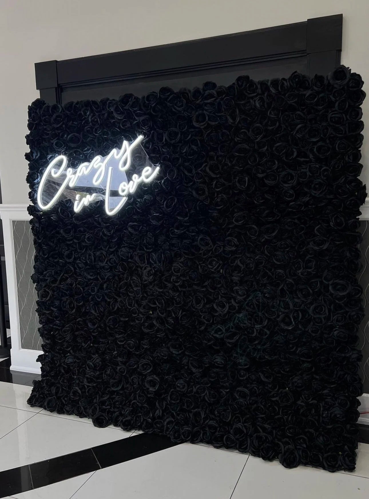 Classic Black Rose Flower Wall - 319