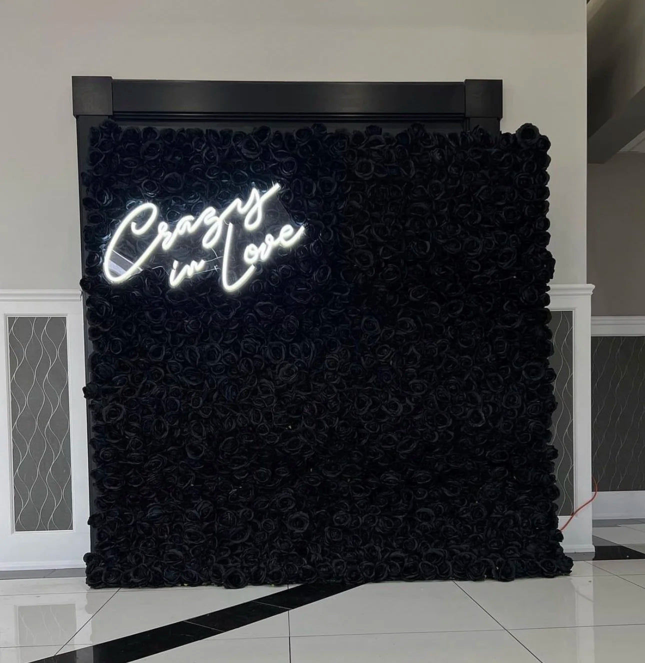 Classic Black Rose Flower Wall - 319