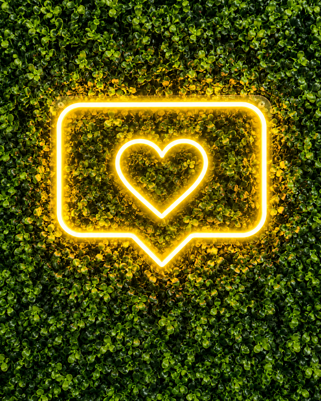 HEART LIKE NEON SIGN